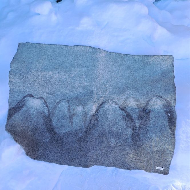 Hovedbilde Filt med fjell  95x70 cm