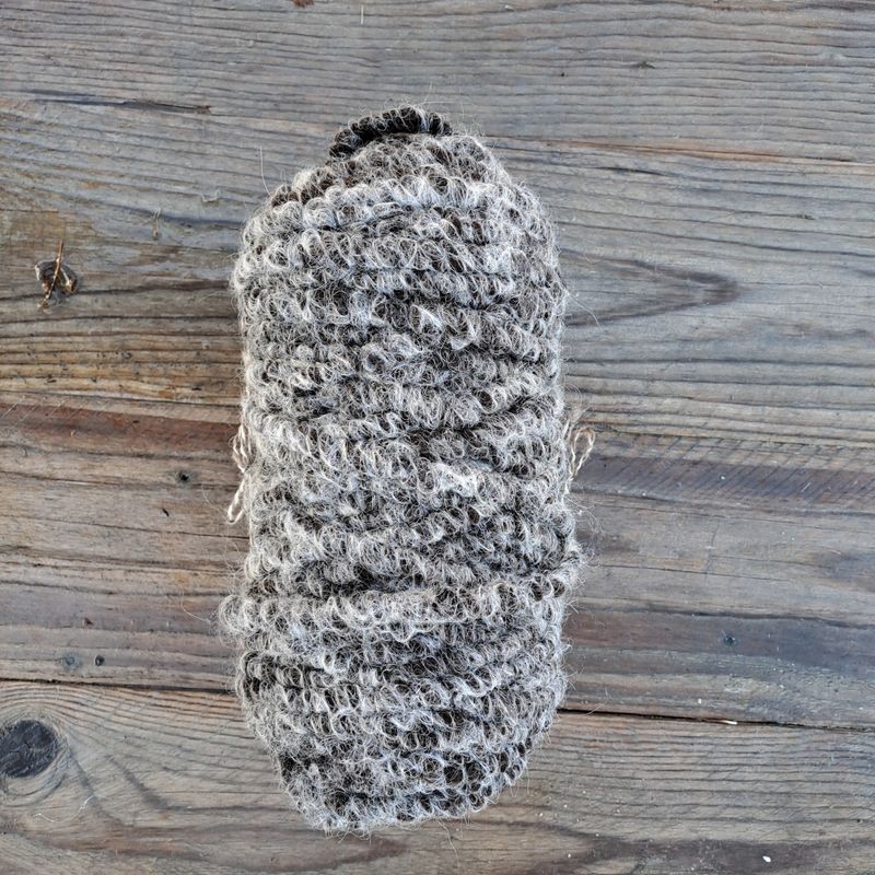 Ryegarn - Mørk med hvitt flor